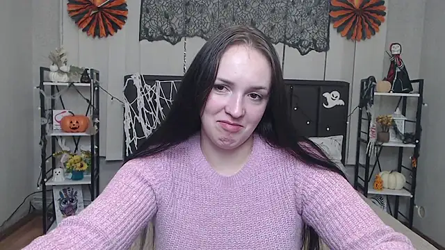 IsabelBlackberry online show from 10, 11, 2025