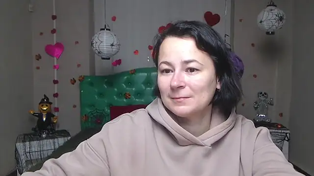 MarieSho online show from 10, 11, 2025