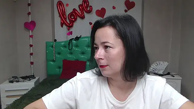 MarieSho online show from 9, 9, 2025