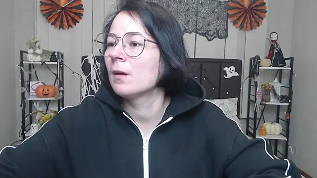 MarieSho online show from 11, 11, 2025