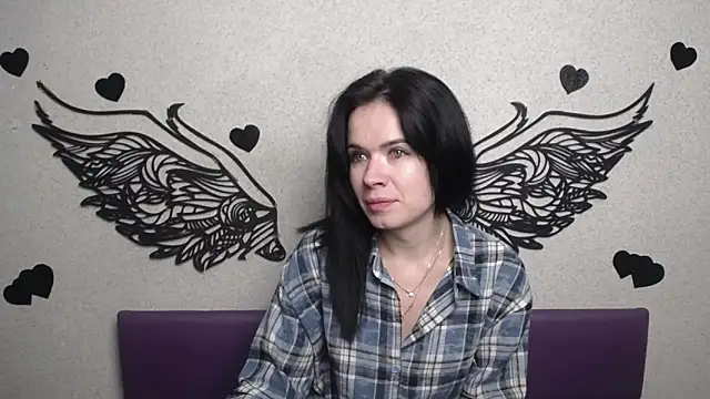 JasmineKouch online show from 12, 10, 2025