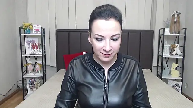 ElizabethSho online show from 29, 11, 2025