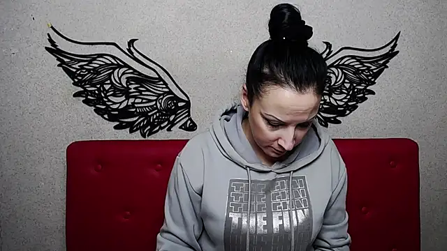 ElizabethSho online show from 20, 1, 2025