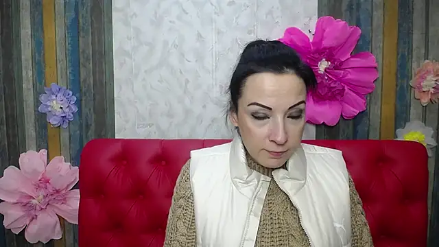 ElizabethSho online show from 5, 2, 2026