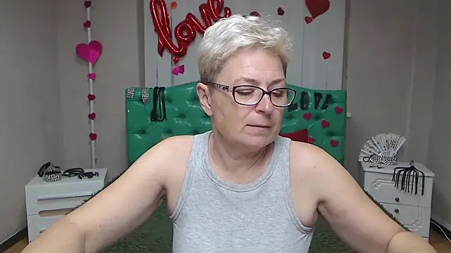 EmiliaGree online show from 26, 9, 2025