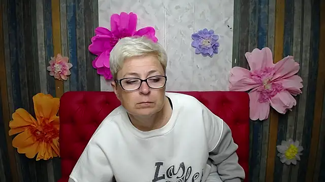 EmiliaGree online show from 13, 9, 2025