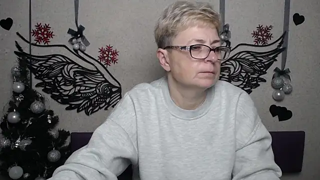 EmiliaGree online show from 21, 12, 2025