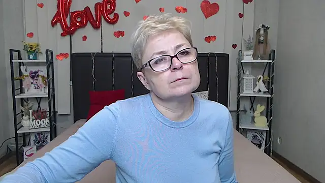 Snapshot of EmiliaGree chatting on 3, 2, 2026 EmiliaGree online show from 3, 2, 2026