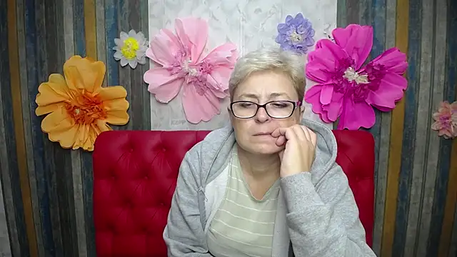 EmiliaGree online show from 5, 12, 2025