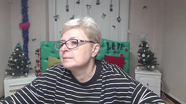 EmiliaGree online show from 5, 1, 2026