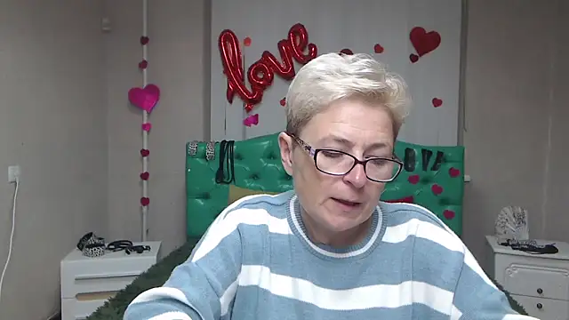 EmiliaGree online show from 1, 10, 2025