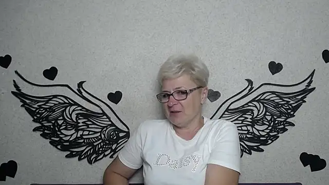 EmiliaGree online show from 12, 9, 2025