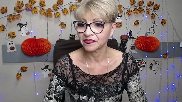 EllaBonito online show from 9, 11, 2025