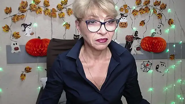 EllaBonito online show from 11, 11, 2025