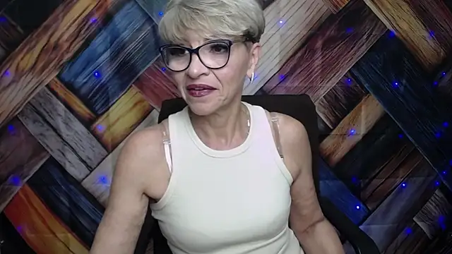 EllaBonito online show from 9, 10, 2025