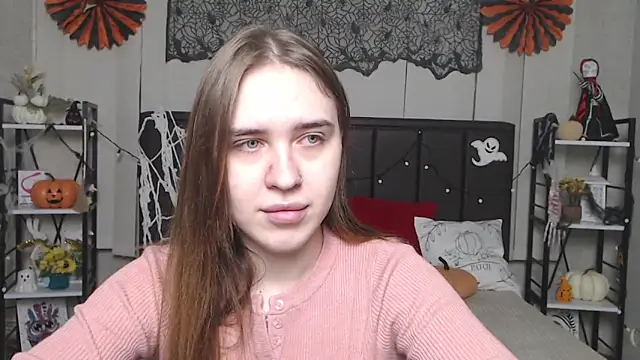 LauraHlot online show from 14, 11, 2025