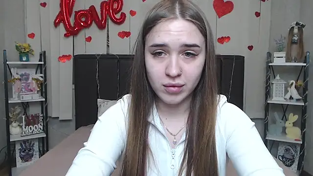 LauraHlot online show from 18, 3, 2026