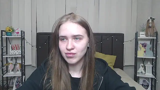 LauraHlot online show from 20, 9, 2025