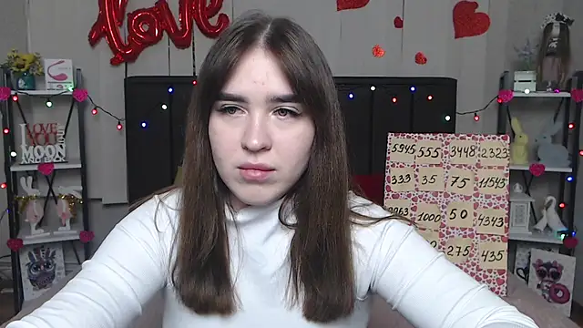 LauraHlot online show from 17, 3, 2025