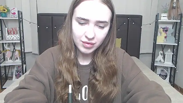 LauraHlot online show from 1, 10, 2025