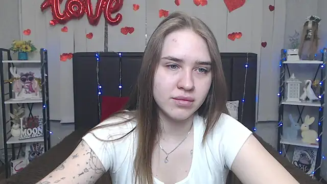 LauraHlot online show from 19, 5, 2026