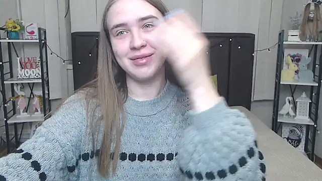 LauraHlot online show from 21, 9, 2025