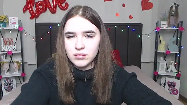 LauraHlot online show from 22, 3, 2025