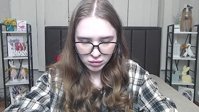 LauraHlot online show from 29, 11, 2025