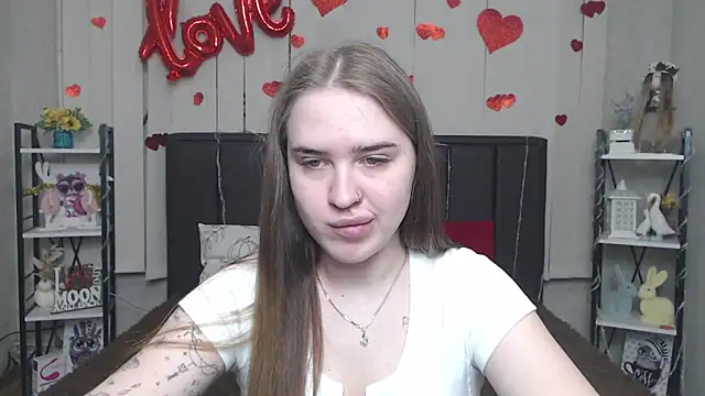 LauraHlot online show from 1, 5, 2026