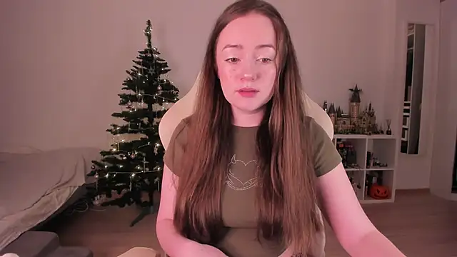 WalkingGirl online show from 18, 12, 2025