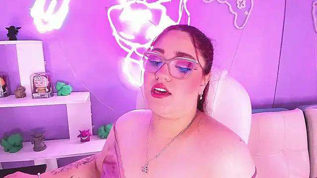 Camiila Osorio online show from 30, 9, 2025