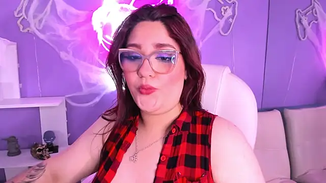 Camiila Osorio online show from 28, 10, 2025