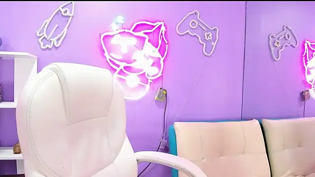 Camiila Osorio online show from 19, 9, 2025