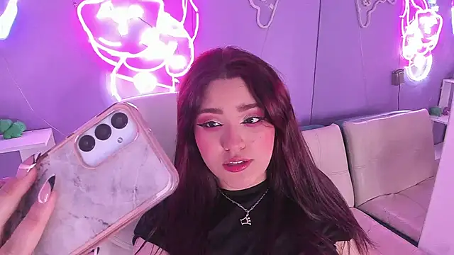 Camiila Osorio online show from 1, 10, 2025