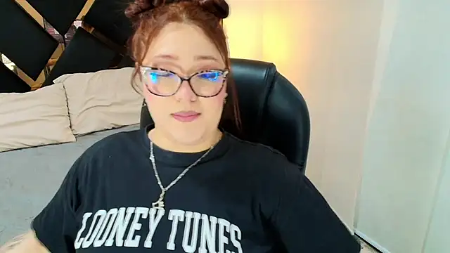 Camiila Osorio online show from 16, 5, 2026