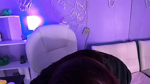 Camiila Osorio online show from 14, 11, 2025