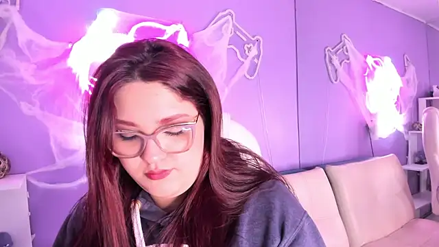 Camiila Osorio online show from 30, 10, 2025