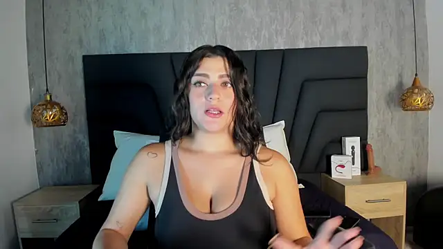 SARA STONE17 online show from 15, 3, 2025