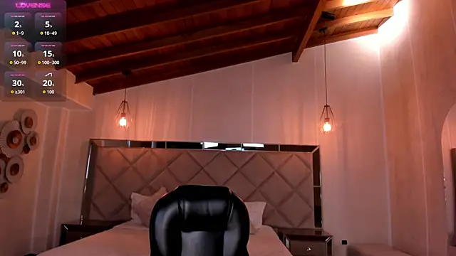 ValeriaVelvet online show from 6, 10, 2025