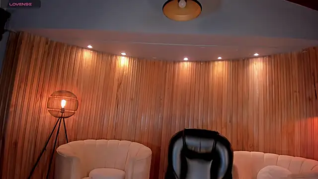 ValeriaVelvet online show from 3, 10, 2025