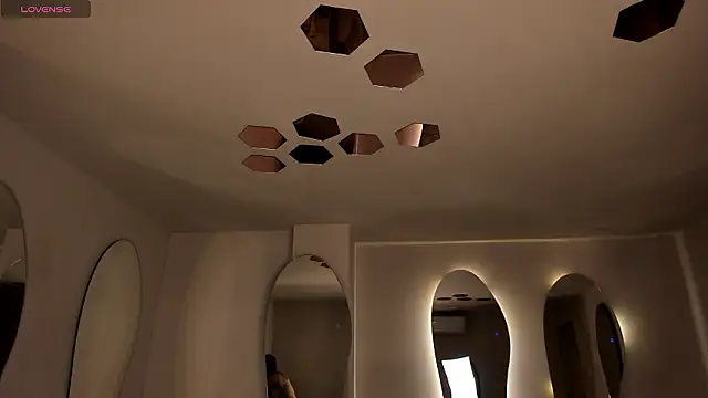 ValeriaVelvet online show from 7, 2, 2026