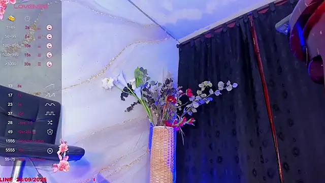 Karla-Ebony online show from 28, 9, 2025