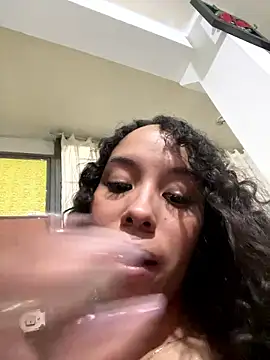 MarieLeon online show from 11, 1, 2026