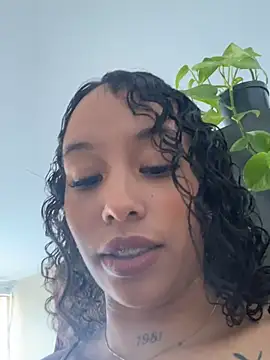 MarieLeon online show from 9, 1, 2026