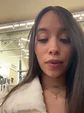 MarieLeon online show from 22, 12, 2025