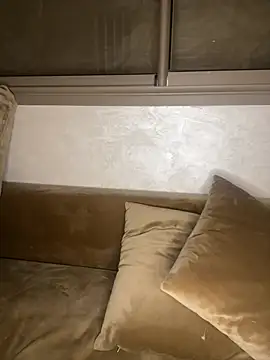 Snapshot of RachaCharmouta chatting on 22, 2, 2025 RachaCharmouta online show from 22, 2, 2025