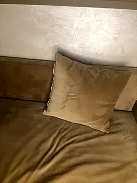 Snapshot of RachaCharmouta chatting on 7, 11, 2025 RachaCharmouta online show from 7, 11, 2025