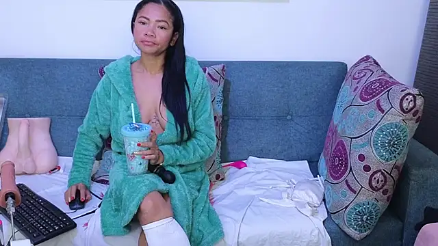 anellejones online show from 19, 3, 2025