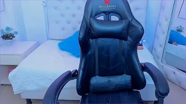 Snapshot of silvana__miller chatting on 12, 3, 2025 silvana miller online show from 12, 3, 2025