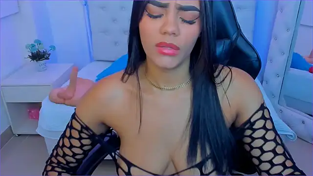 Snapshot of silvana__miller chatting on 15, 3, 2025 silvana miller online show from 15, 3, 2025